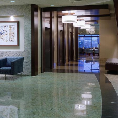 Delta Hotels Calgary Airport In-Terminal Bagian luar foto
