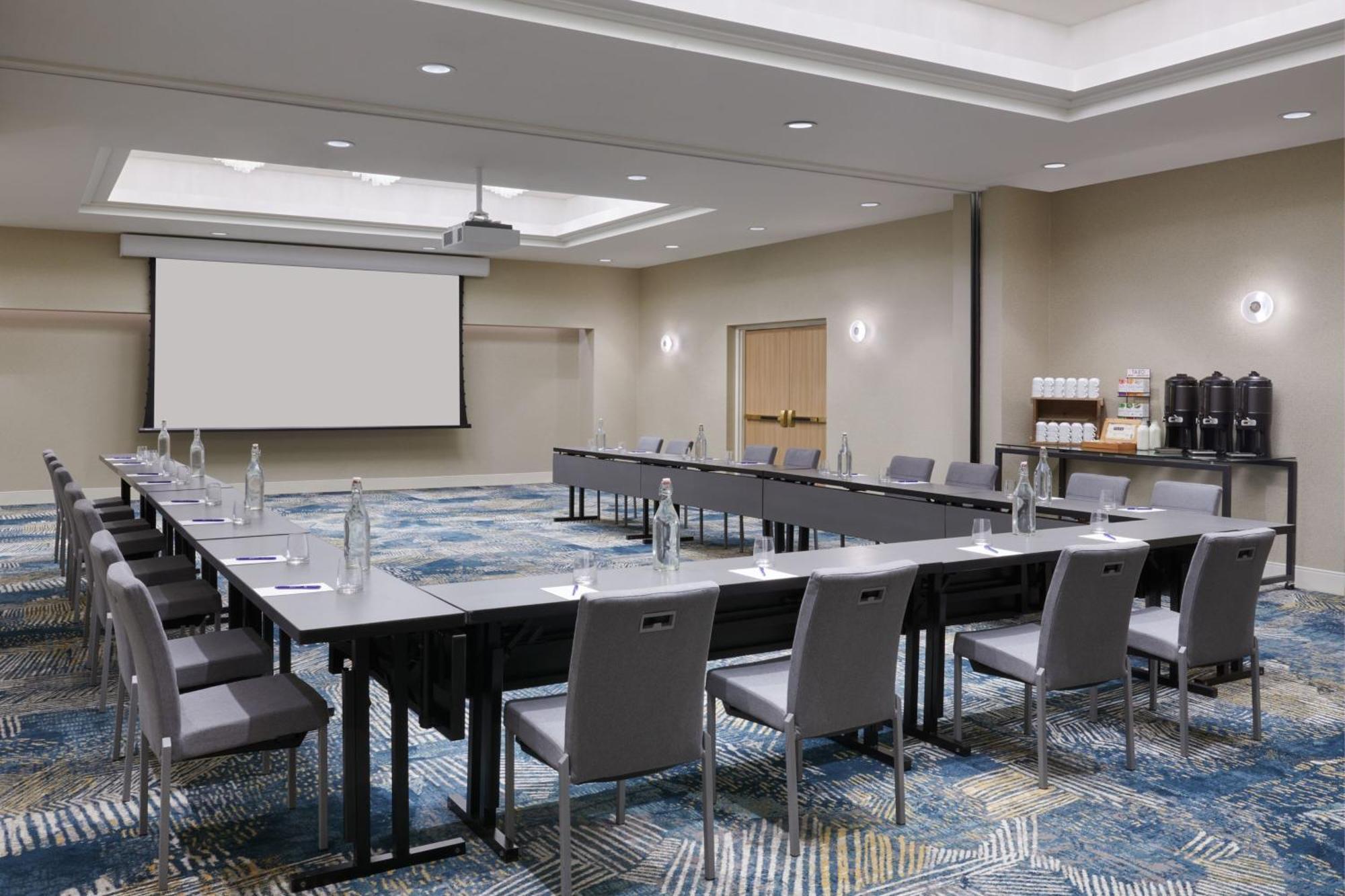 Delta Hotels Calgary Airport In-Terminal Bagian luar foto