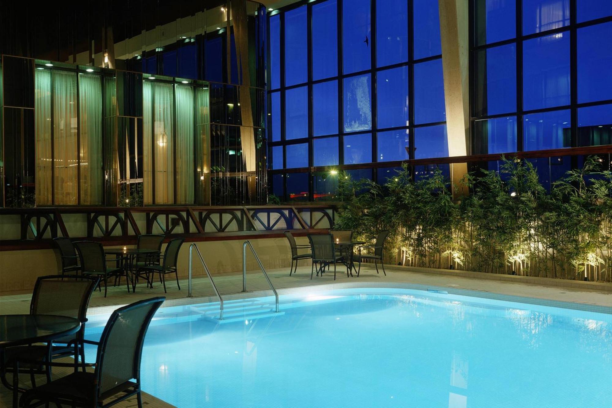 Delta Hotels Calgary Airport In-Terminal Bagian luar foto