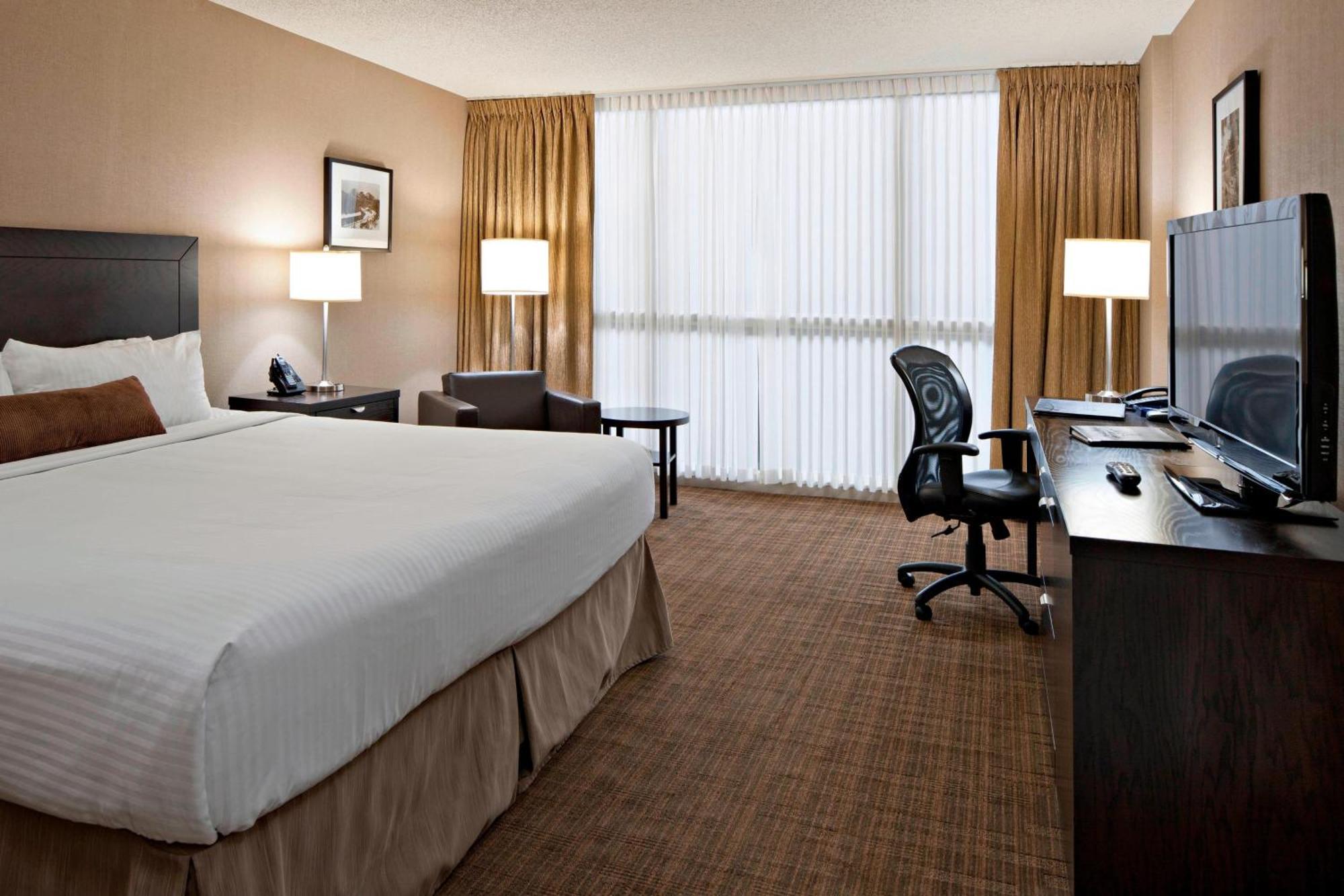 Delta Hotels Calgary Airport In-Terminal Bagian luar foto
