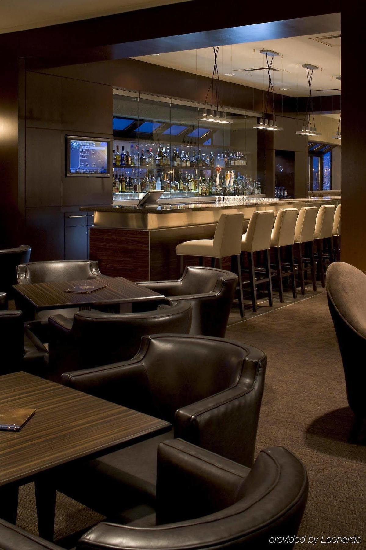 Delta Hotels Calgary Airport In-Terminal Bagian luar foto